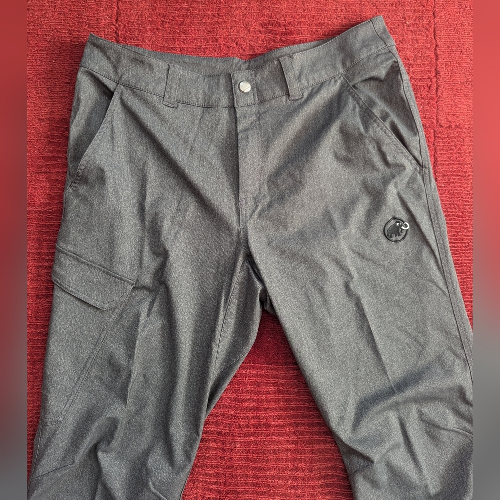 Mammut pants Men's size 34